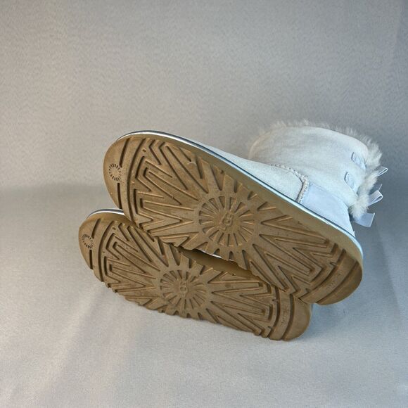 Womens UGG Boots Sz 6 Bailey Bow Metallic Blue Sky Suede Wool Coquette Rare - Picture 16 of 16